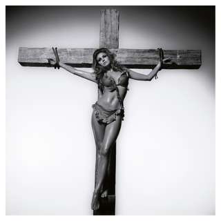 Raquel Welch on the Cross (B&W) by Terry O'Neill, 1966 – Photography artwork