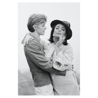 David Bowie with Elizabeth Taylor by Terry O'Neill, 1975 – Photography artwork