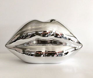 Niclas Castello, Hanging Lips, 2020 contemporary Sculpture by the Swedish Artist.