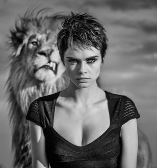 David Yarrow, Cara Cigar, 2018 contemporary Print by the British Artist.